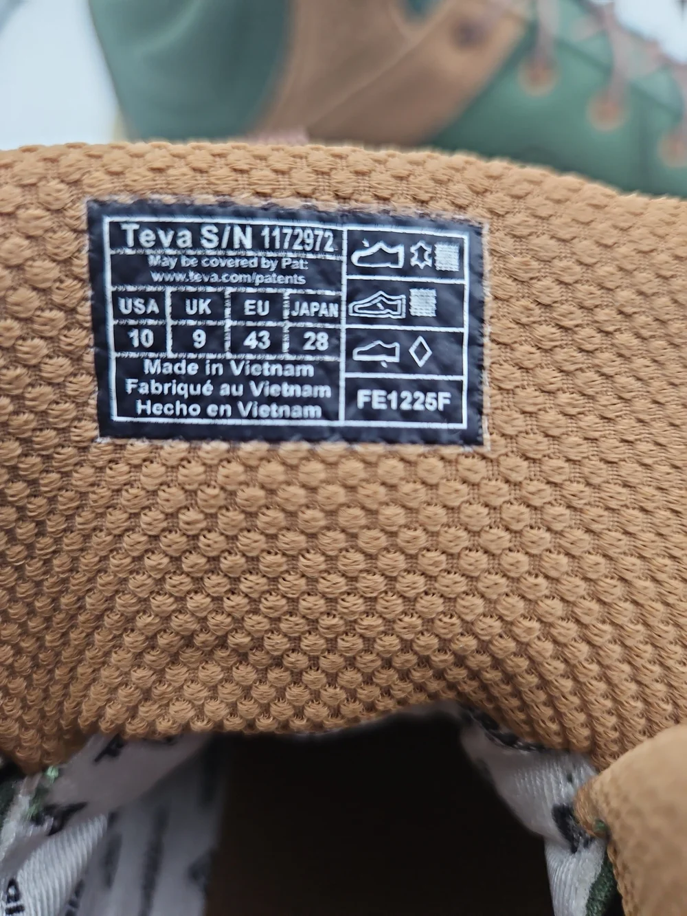 Teva Men's Green Brown Trail Hiking Boots